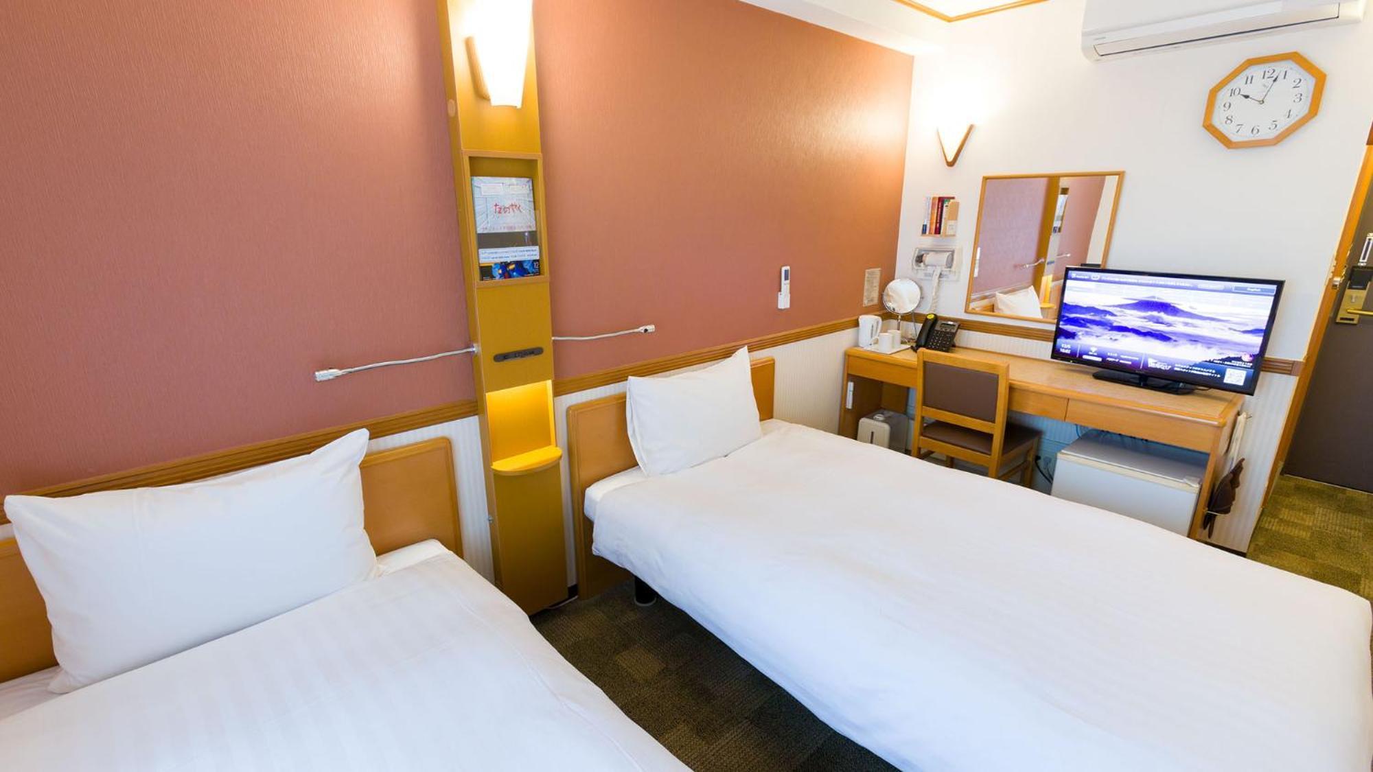 Toyoko Inn Sendai Nishi-Guchi Hirose-Dori Стая снимка