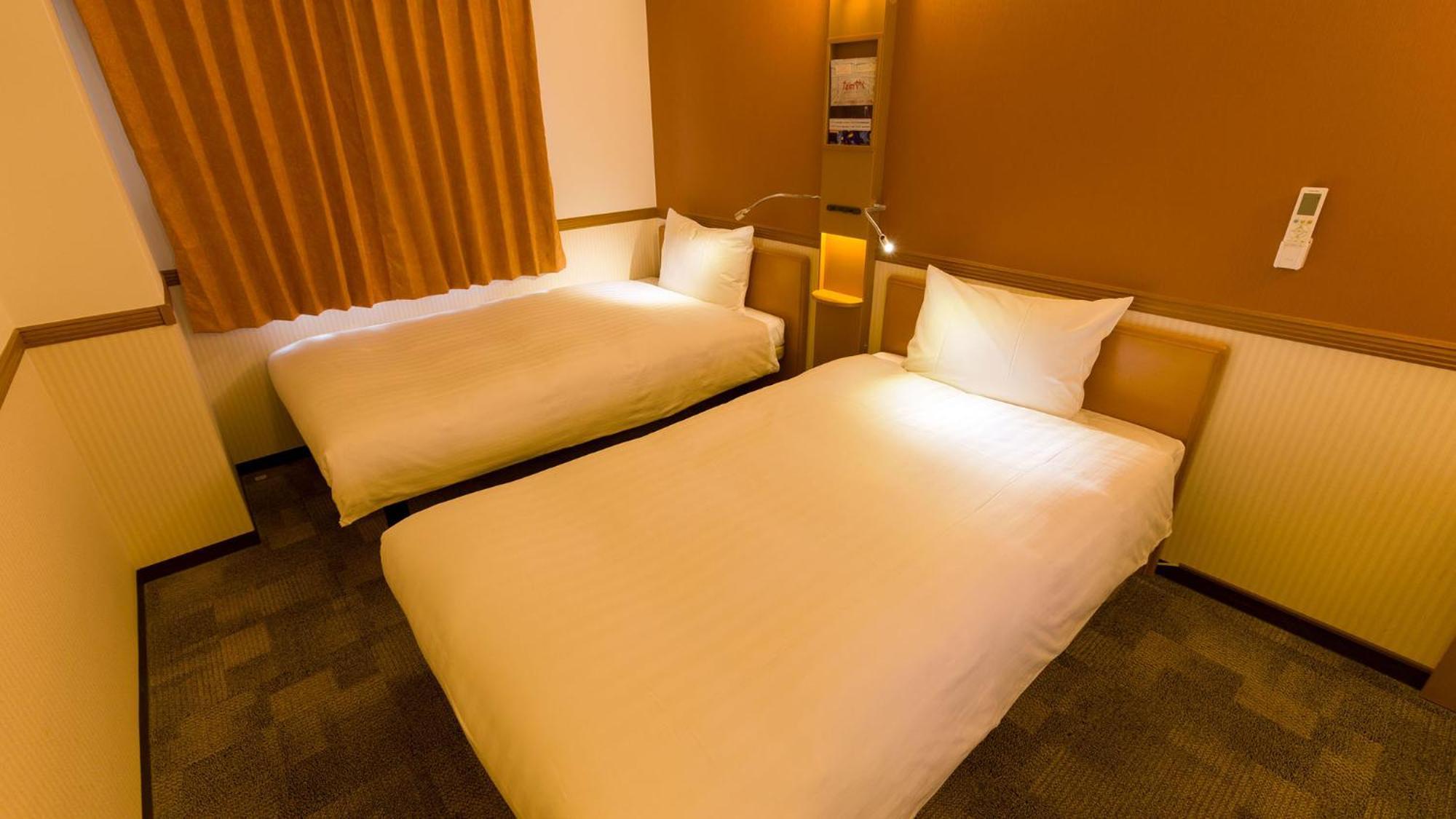 Toyoko Inn Sendai Nishi-Guchi Hirose-Dori Стая снимка