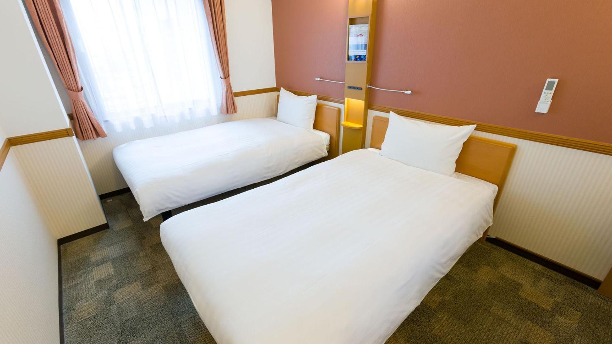 Toyoko Inn Sendai Nishi-Guchi Hirose-Dori Стая снимка